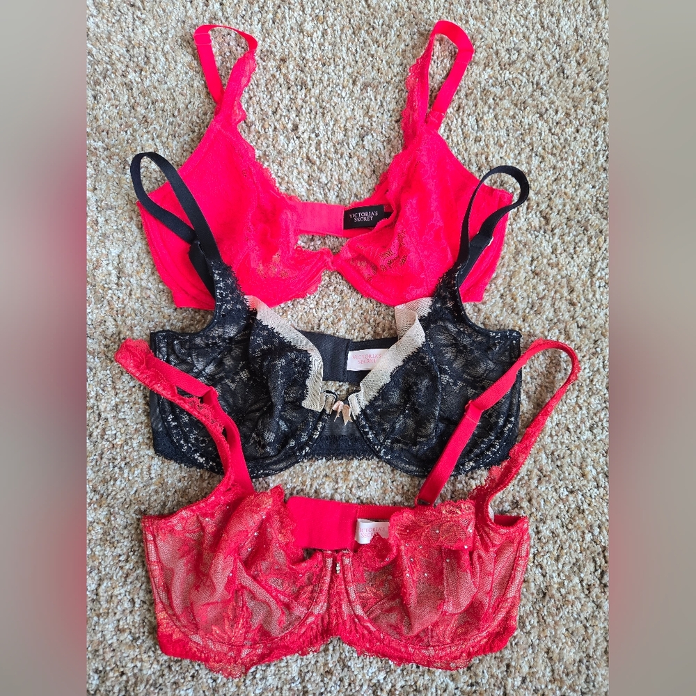 Victoria's Secret 32DD Lot Of 3 Unlined Lace Bras *EUC*